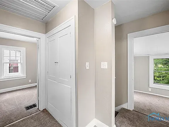 1838 Evansdale Ave — Photo 16