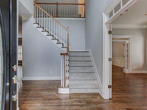 3rd image of 3836 Tynemoore Walk SE