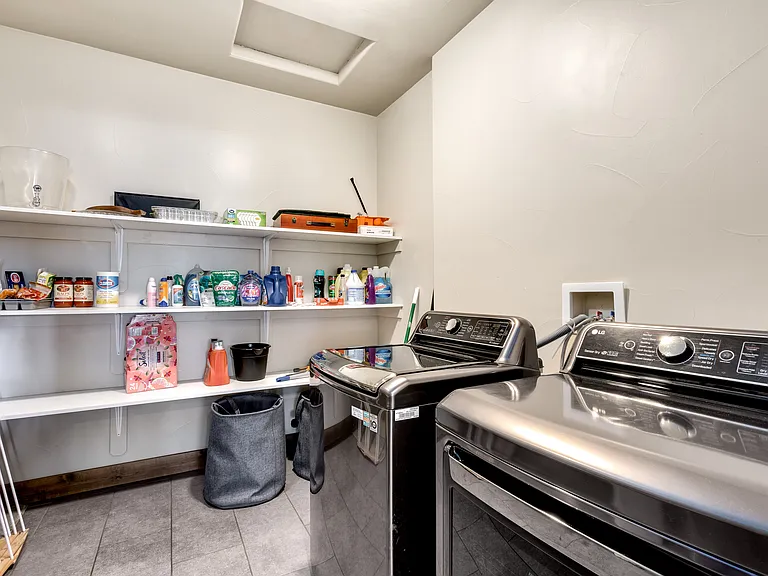 2425 Marshall Trl — Photo 8