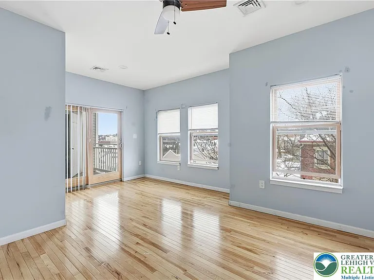 623 Walnut Ave #C2 — Photo 13