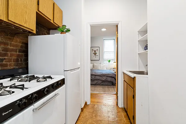 Sold by Level Group | media 13