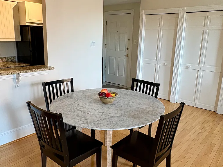918 Spruce St #8 — Photo 9
