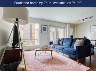 10555 Main St #423, Bellevue, WA 98004