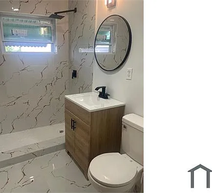 121 Andros St — Photo 2