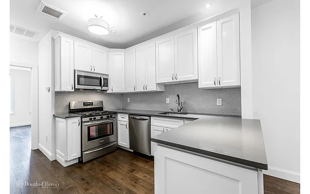 Rented by Douglas Elliman | media 10