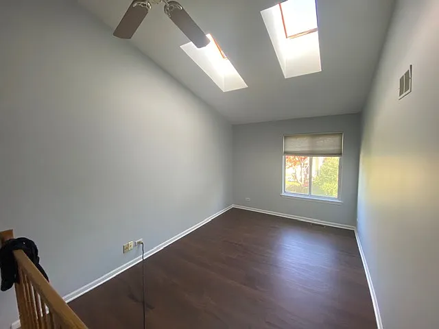 209 N Southport Rd — Photo 11