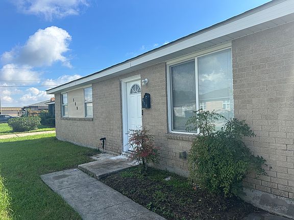 2nd image of 509 Phyllis Dr