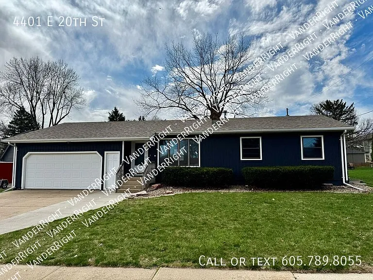 4401 E 20th St — Photo 28