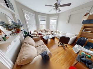 10 Pleasant St #33, Cambridge, MA 02139