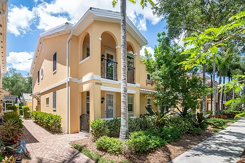 28608 Alessandria Cir Photo 1