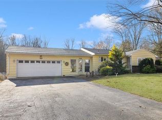 11 Gervais St, Coventry, RI 02816