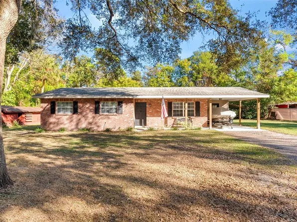 7846 Forbes Rd, Zephyrhills, FL 33540