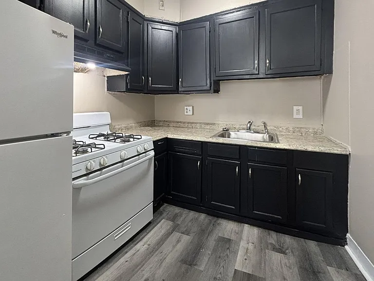 6840 Marshall Rd — Photo 13
