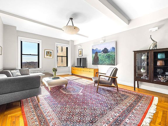 3rd image of 135 Eastern Pkwy APT 10I