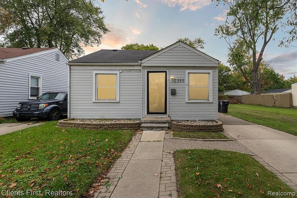 2380 Bloomfield St, Melvindale, MI 48122 Zillow