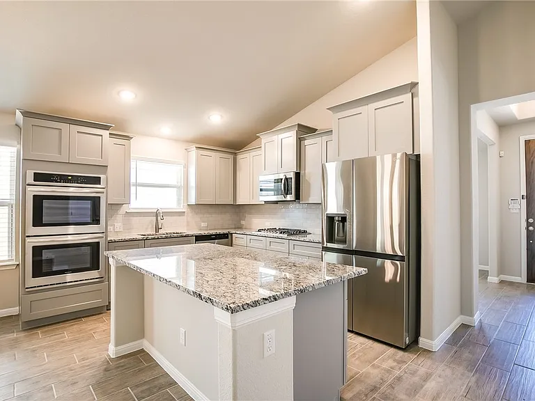 140 Bright Star Ln — Photo 13