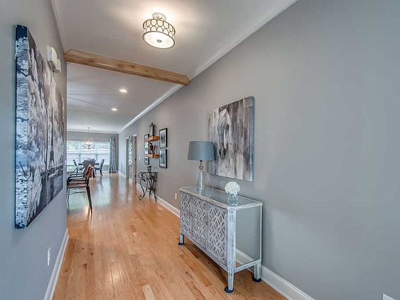3rd image of 193 Irvine Ln