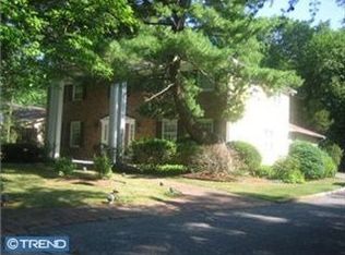 1021 Dell Dr, Cherry Hill, NJ 08003