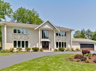 2215 Churchill Ln, Highland Park, IL