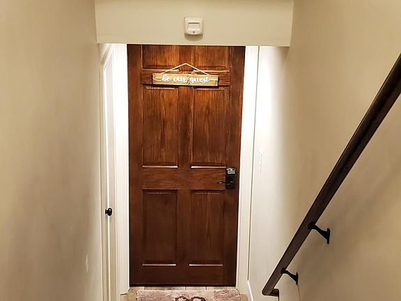 2nd image of 3022 Hayes St NE