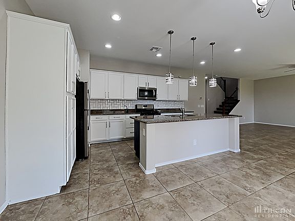 4th image of 21269 E Cherrywood Dr