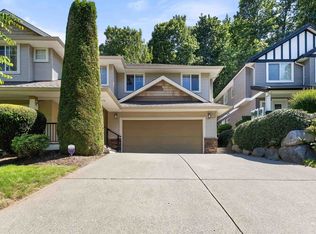 35347 Kinloch Pl, Abbotsford, BC V3G 3A8
