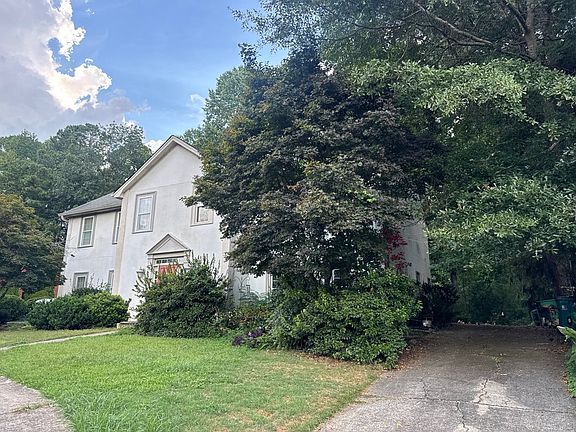 2nd image of 9035 Carroll Manor Dr