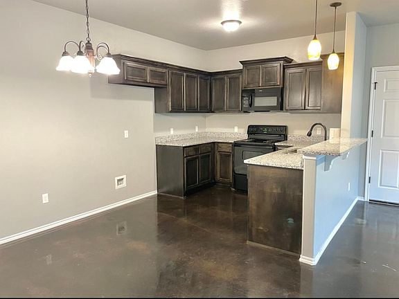 Kitchen - Granite Countertops
