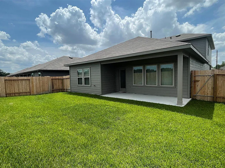 12418 Pelican Bay — Photo 28