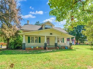 4881 Vienna Dozier Rd, Pfafftown, NC 27040