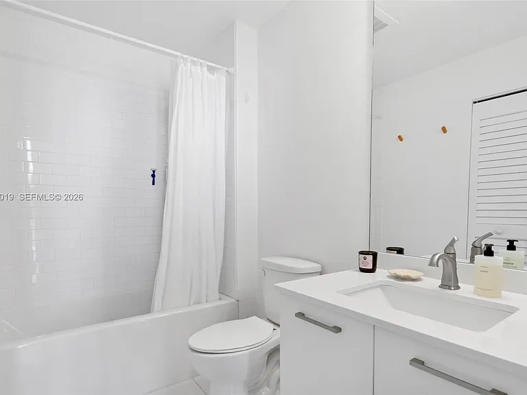 151 SE 1st St #3102 — Photo 12