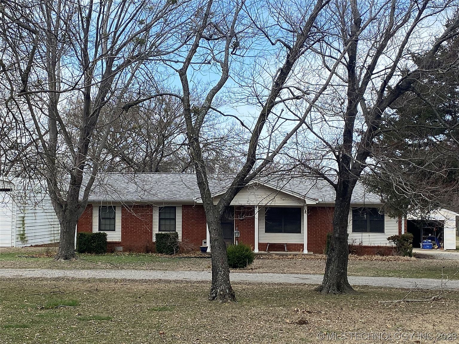 1401 N Delaware St, Chouteau, OK 74337 Zillow