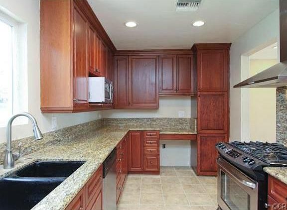 3rd image of 5518 Adele Ave