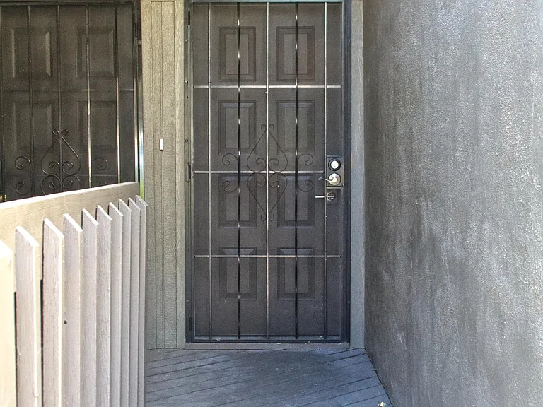 2605 N Pinon Rdg #573 — Photo 2