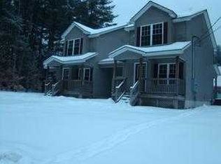 8 Sacandaga Rd, Hadley, NY 12835