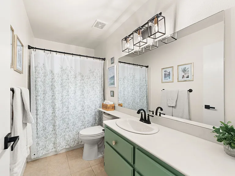 374 S Prospectors Rd #121 — Photo 6