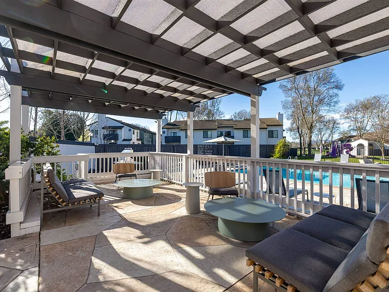 Diablo Vista Apartments — Photo 7