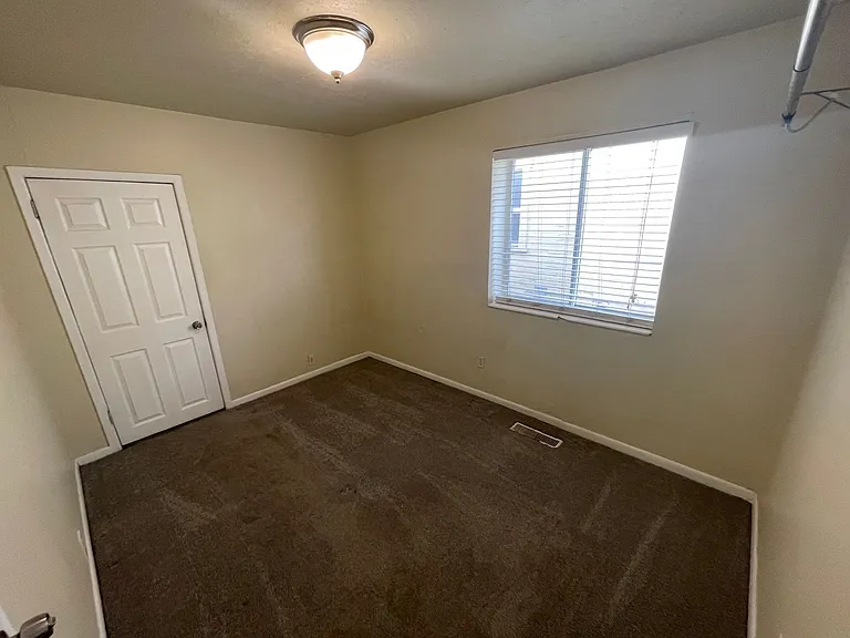 862 S Blair St — Photo 3