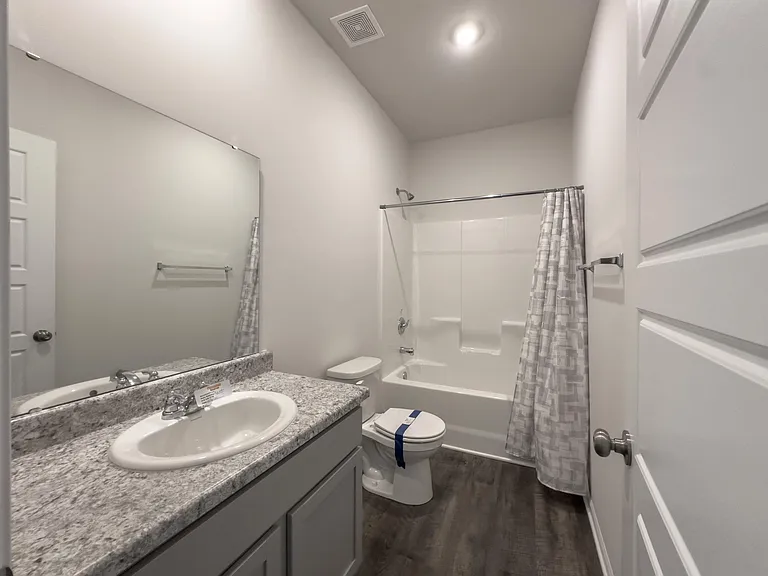 622 N Pecan St — Photo 9