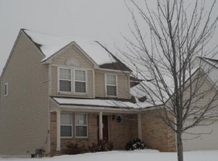 738 Lewa Downs Dr, Pontiac, MI 48341