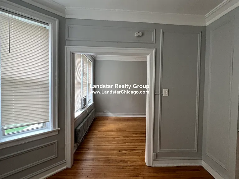 1363 W Estes Ave #1T — Photo 2