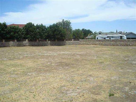 2nd image of 5677 Costa Blanca Pl