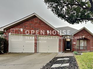 5301 Warm Springs Trl, Fort Worth, TX 76137