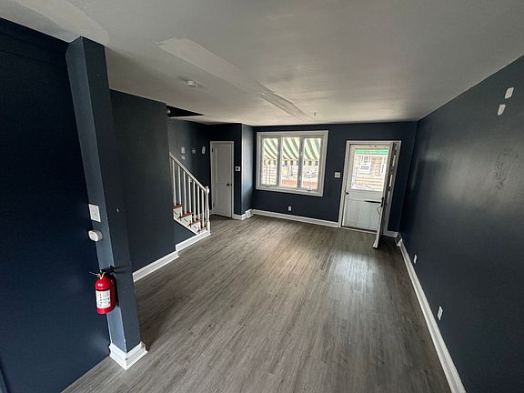 2nd image of 2609 Eddington St