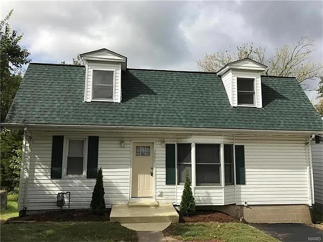 135 Williams Blvd photo 1
