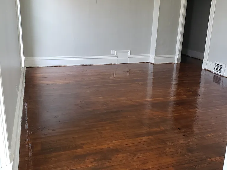 706 Broadway St #7 — Photo 9