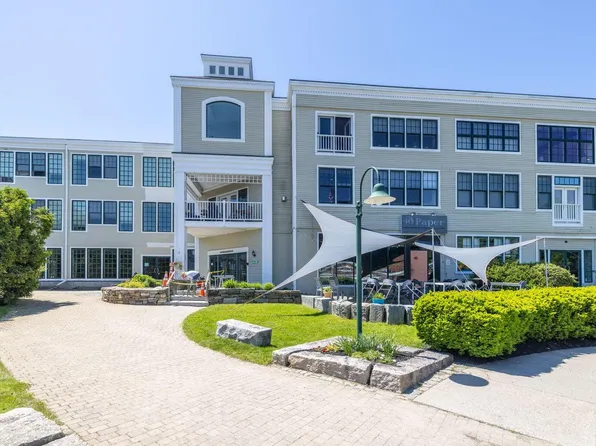 40 Washington Street #309, Camden, ME 04843