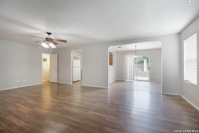 3 bed, 2.5 bath, 1808 sqft, $1,750 — Photo 3