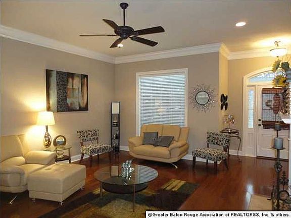 4th image of 5625 Parkknoll Place Dr