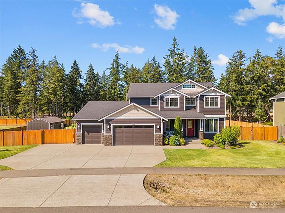 2nd image of 7938 52nd Avenue NE
